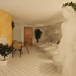 Tia Monte Hotel 3*